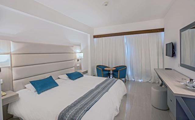 Twin Room Inland View