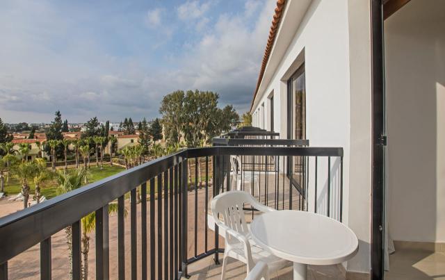 Twin Room Inland View