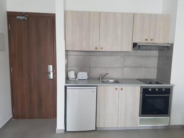 Superior One Bedroom Apartment Inland View