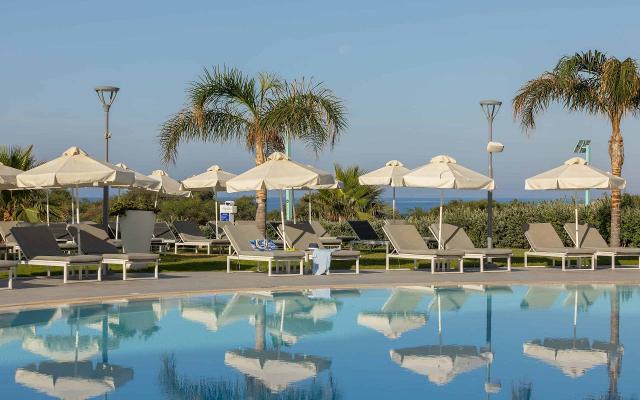 Nissiblu Beach Resort