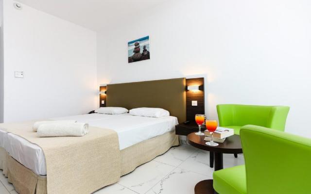 Twin Room Sea View