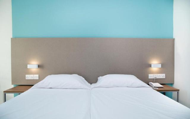 Twin Room Inland View