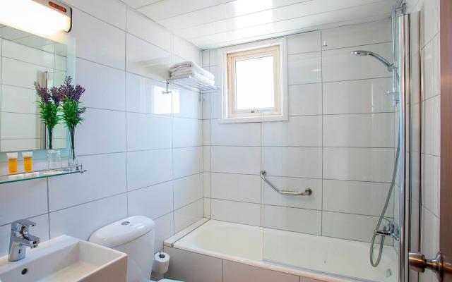 Twin Room Inland View