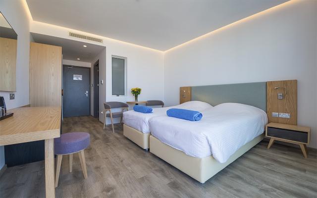 Twin Room Limited Sea View