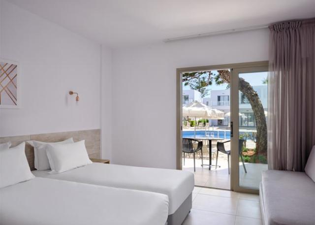 Double Room Pool View