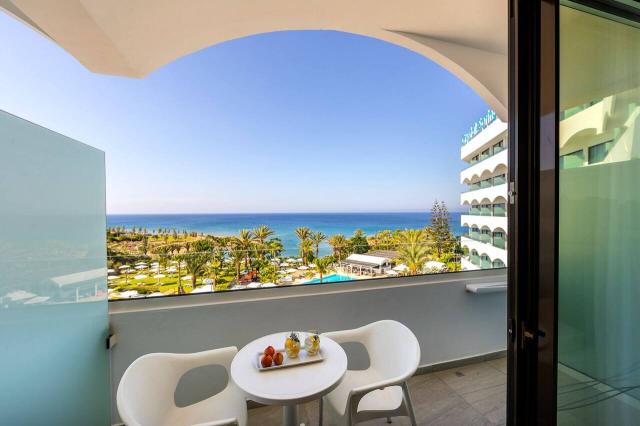 Superior Twin Room Sea View
