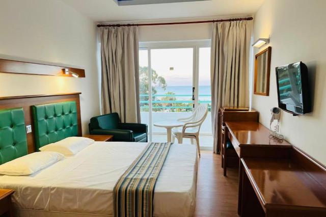 Twin Room Sea View