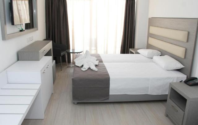 Twin Room Sea View