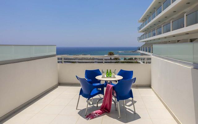Family Room Sea View