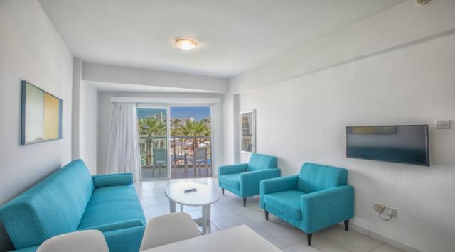One Bedroom Apartment