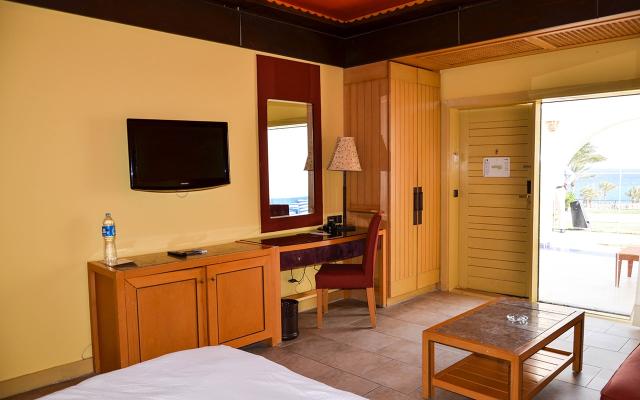 Deluxe Sea View Room