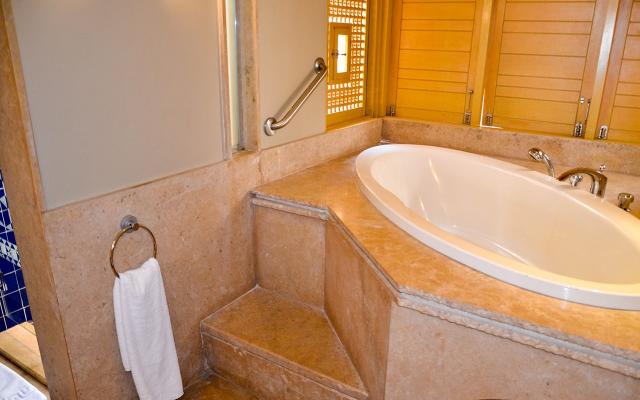Deluxe Sea View Room