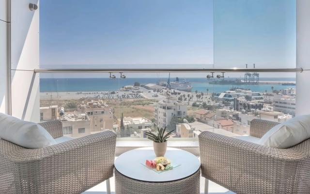 Premium Twin Room Sea View