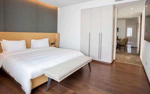 Executive Panoramic Suite