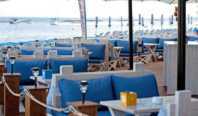 Poseidonia Beach
