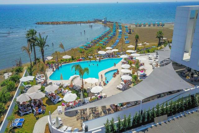 Lebay Beach