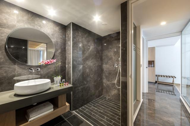 Executive Suite Sea View
