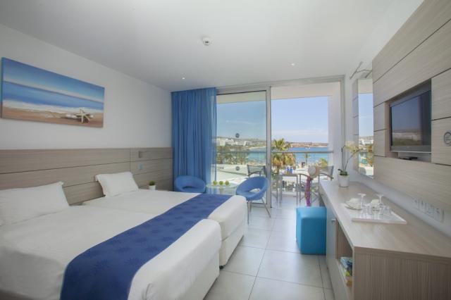 Superior Sea View