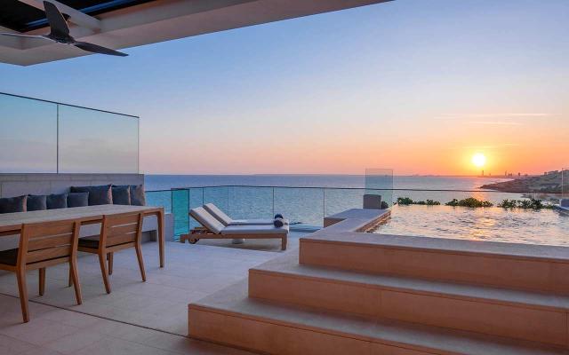 Penthouse Duplex Suite Sea view, Private Pool (+18yrs)