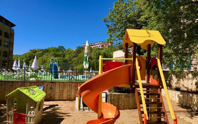 Holiday Park