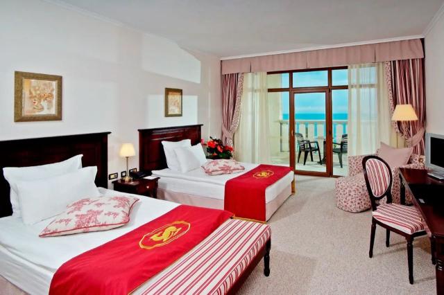The level Sea View