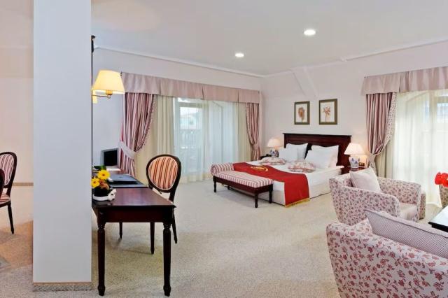 Deluxe Suite The Level