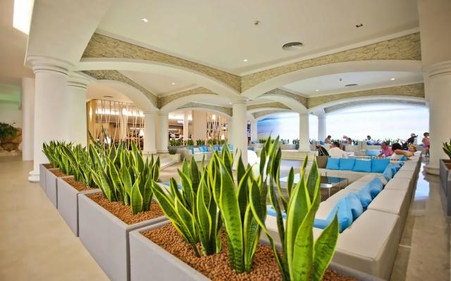 Dit Evrika Beach Club