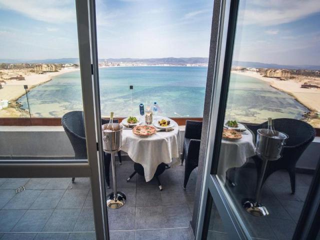 Dbl Sea View