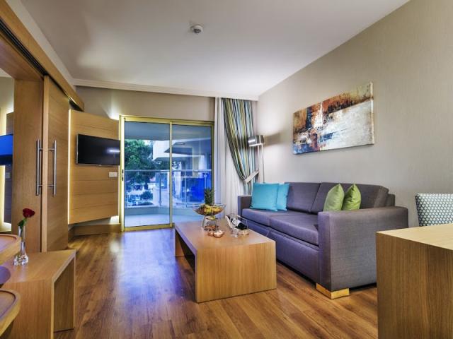 Camelia Family Superior Room