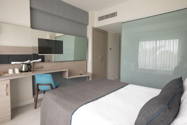 Standard Room Land View