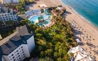 MC Beach Resort