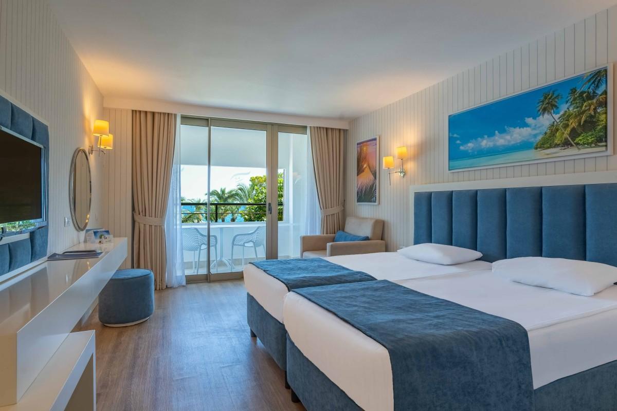 Comfort Standard Side Sea View