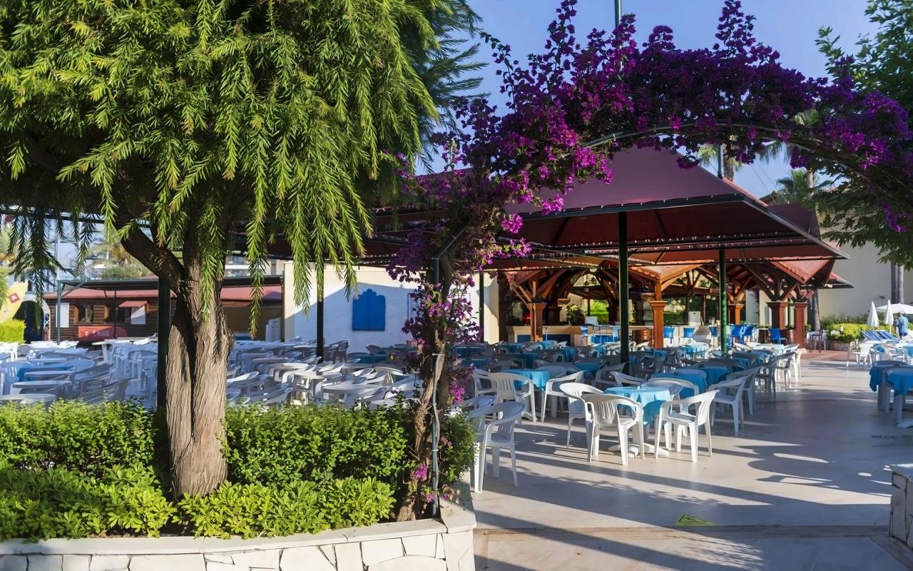 Miramare Queen Hotel