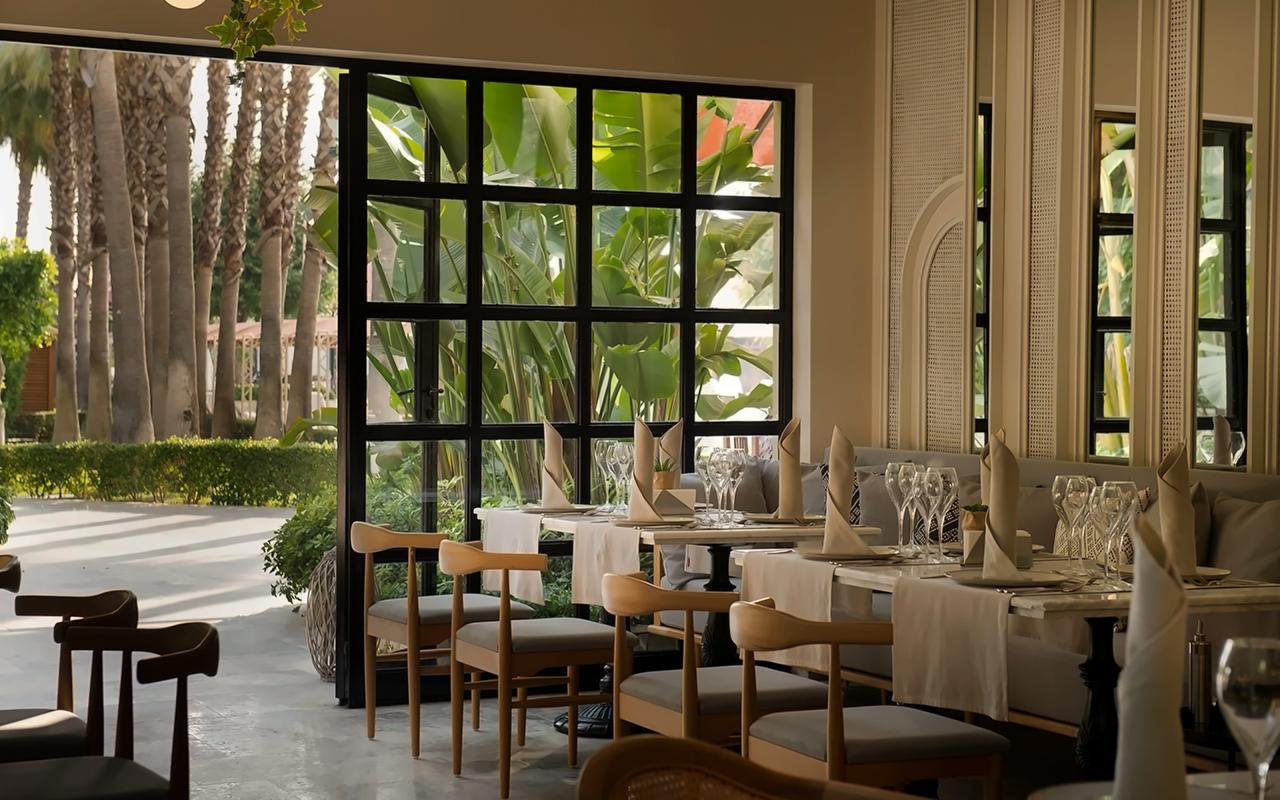 Miramare Queen Hotel