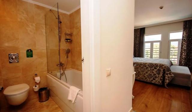 Amsterdam Luxury