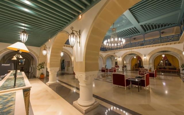 Regency Hotel & Spa