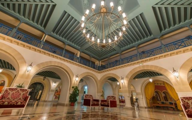 Regency Hotel & Spa