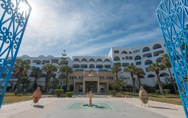 Regency Hotel & Spa