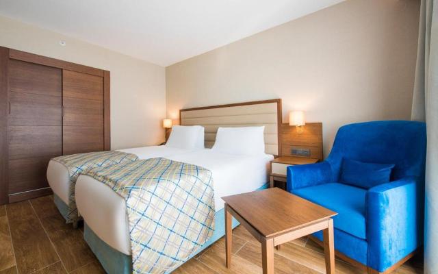 Economy Room