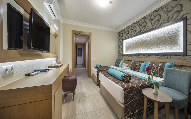 Villa Senior Deluxe Room