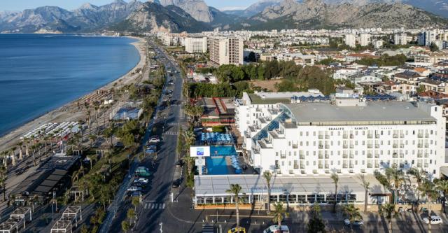 Sealife Family Resort