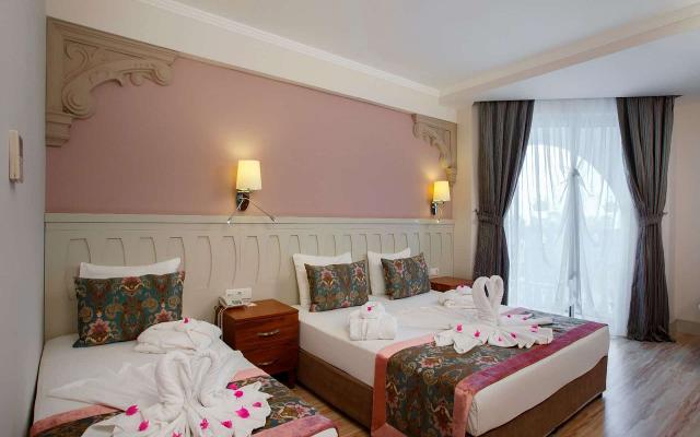 Deluxe Sea Side Room
