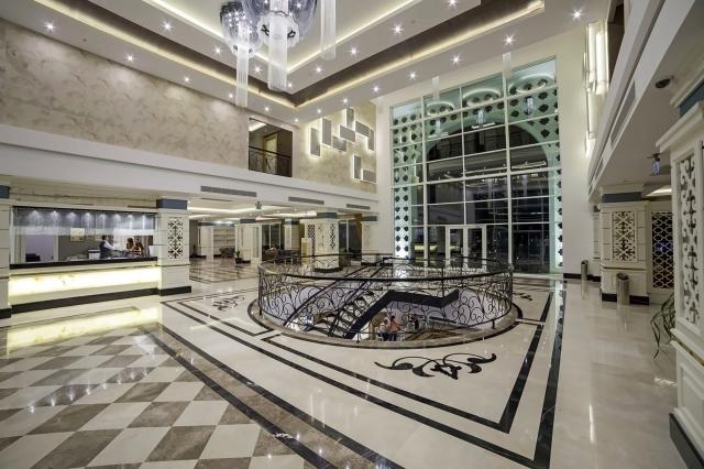 Karmir resort