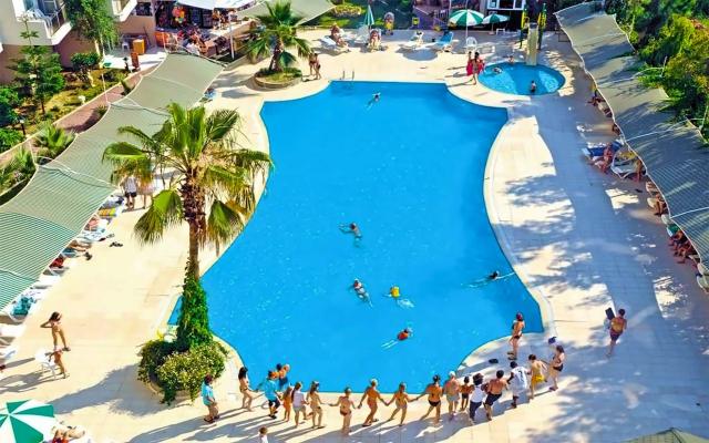 Asrin Beach
