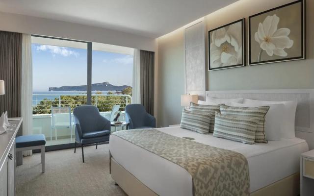 Main Building Comfort Standard Room Sea View