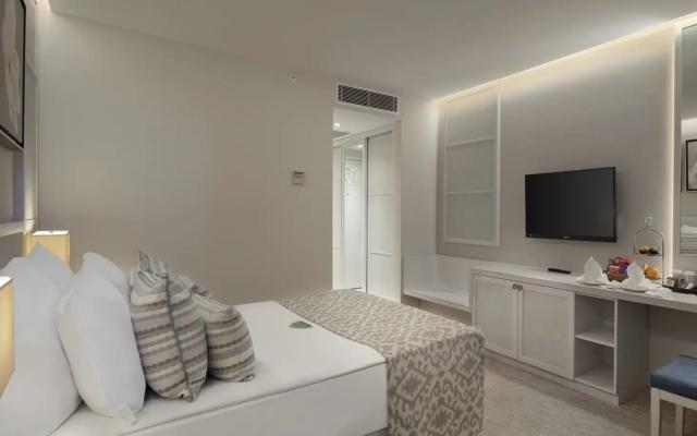 Main Building Comfort Standard Room Sea View