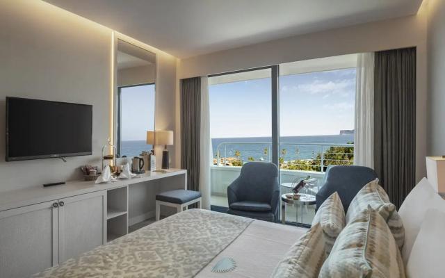 Main Building Comfort Standard Room Sea View