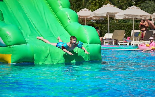 Seaden Sea World Resort