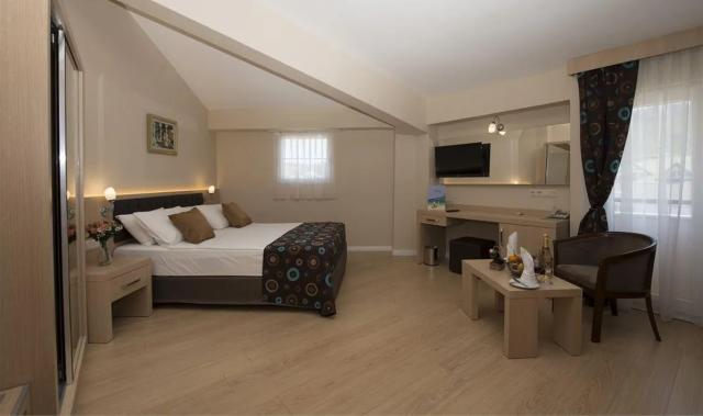 Economy Room