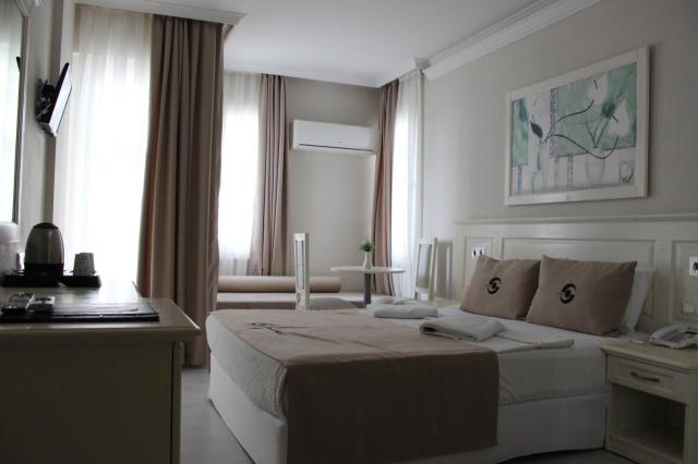 Side Sea View Standard Room